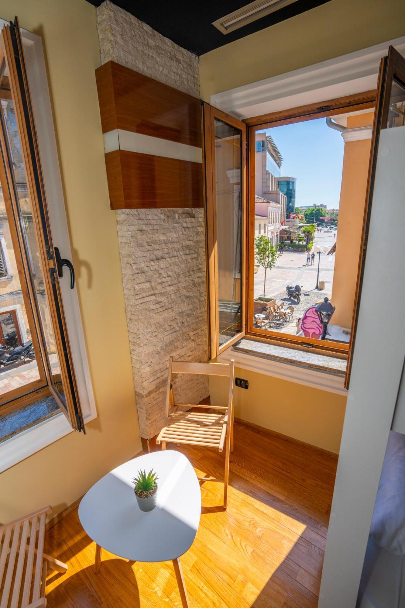 Terrace Hostel & Lounge Bar Σκόδρα Εξωτερικό φωτογραφία