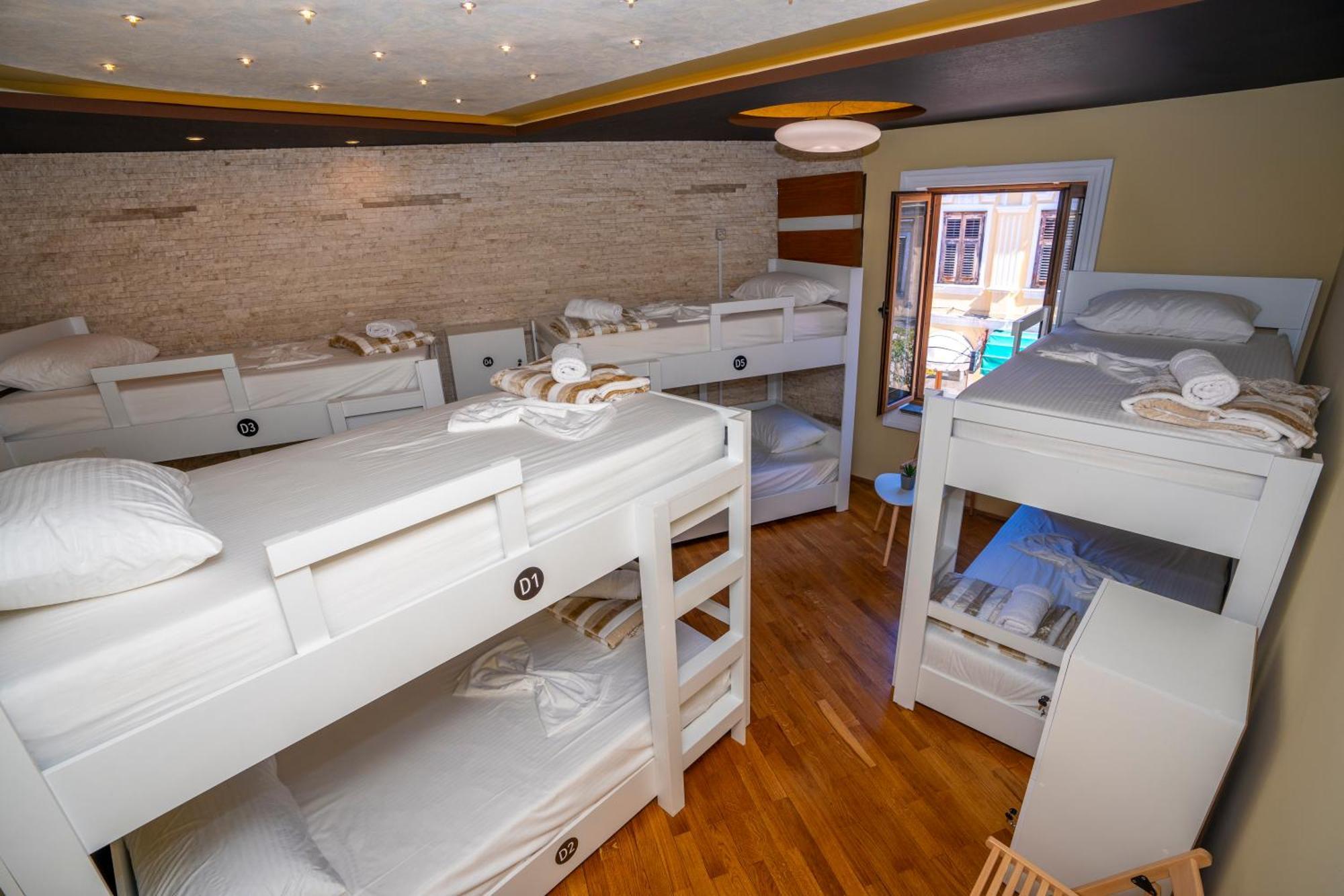 Terrace Hostel & Lounge Bar Σκόδρα Εξωτερικό φωτογραφία