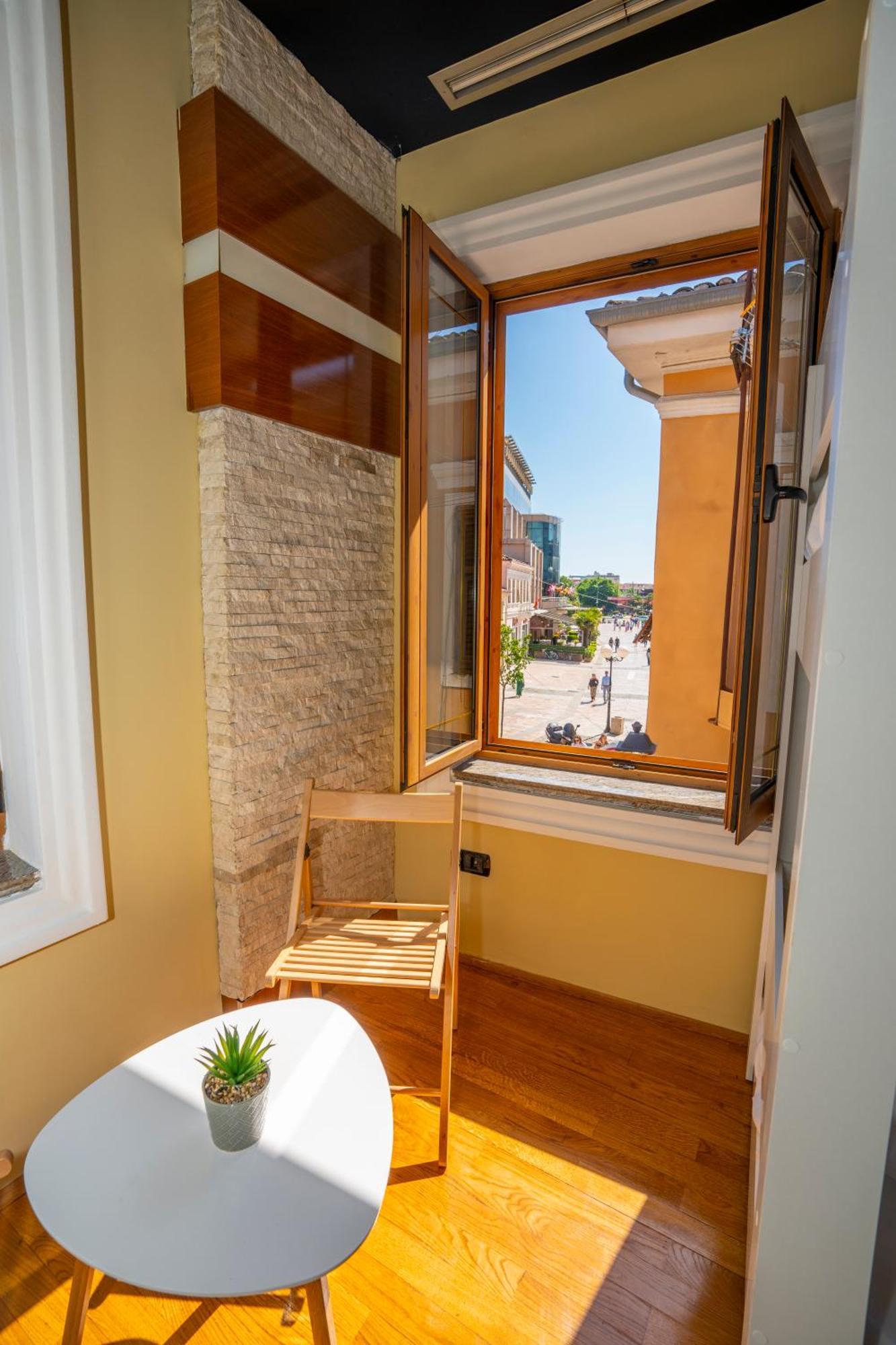 Terrace Hostel & Lounge Bar Σκόδρα Εξωτερικό φωτογραφία